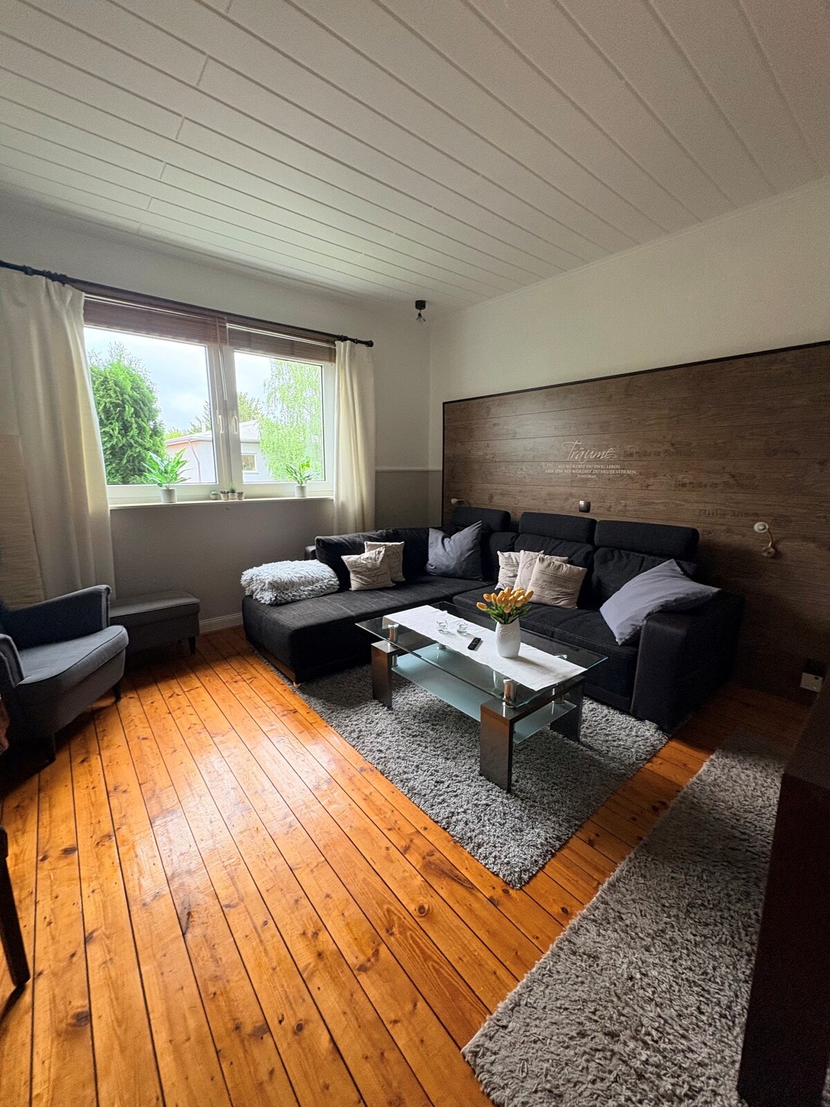 4-room apartment with balcony Hannover Surfer-Messenah