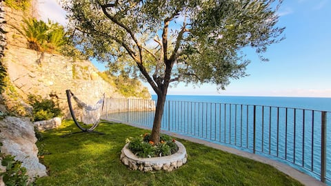 Villa Eris: Private sea access, pool