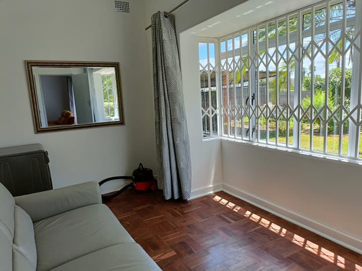 Quiet, Clean And Cosy. - ハラレ