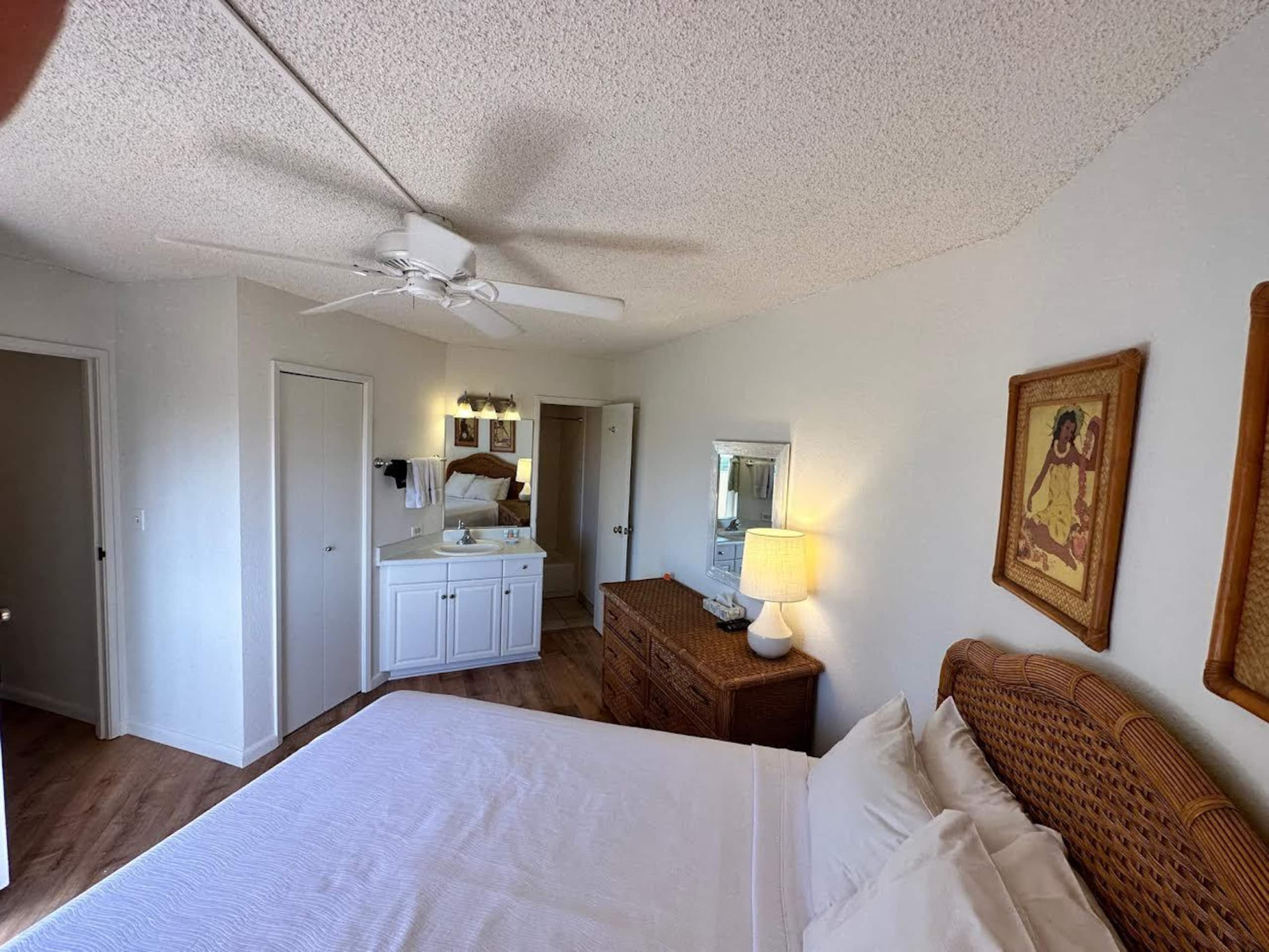 Condo in Kihei · ★4.67 · 1 bedroom · 3 beds · 2 baths - Image 15