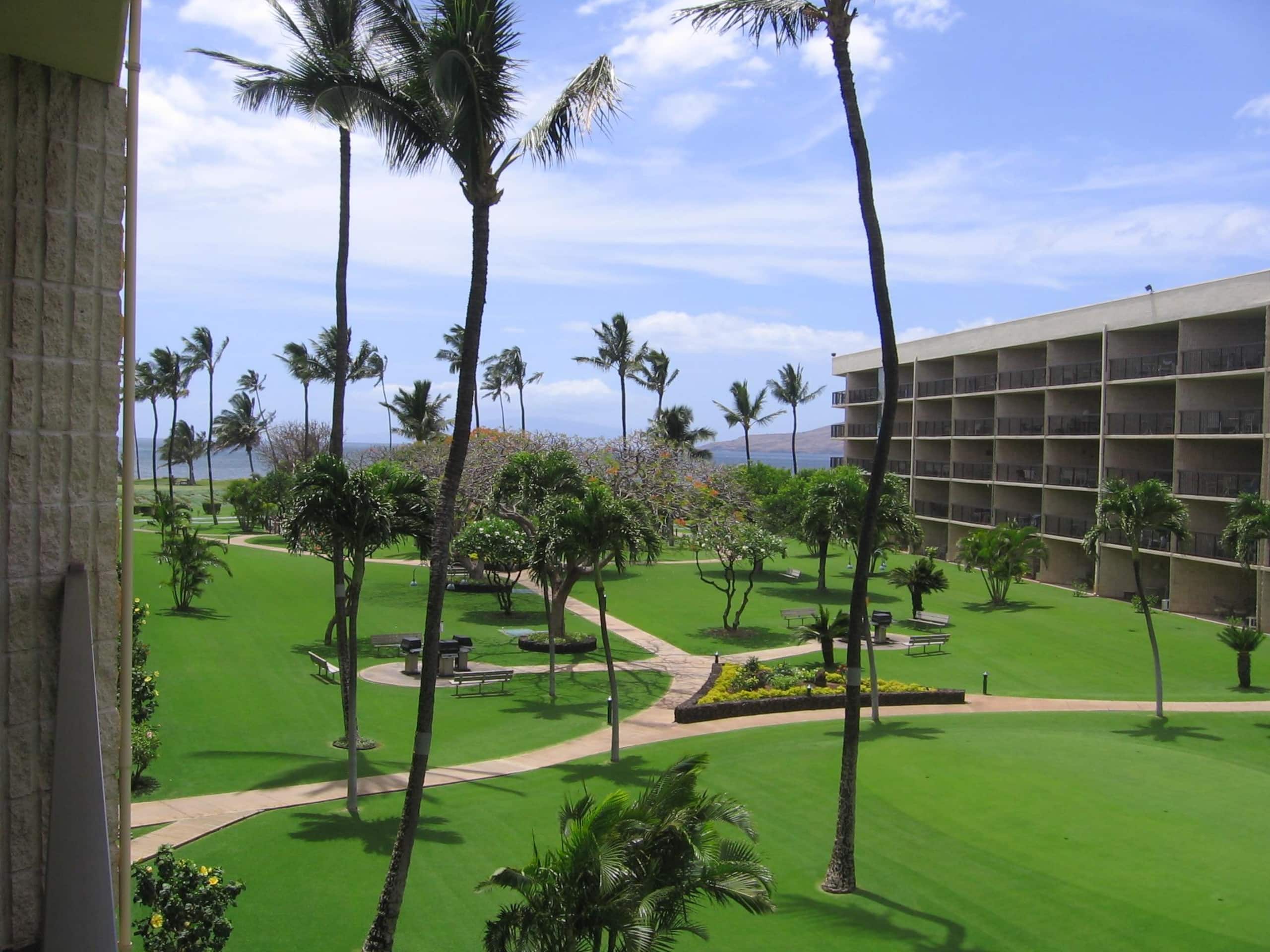 Condo in Kihei · ★4.67 · 1 bedroom · 3 beds · 2 baths - Image 6