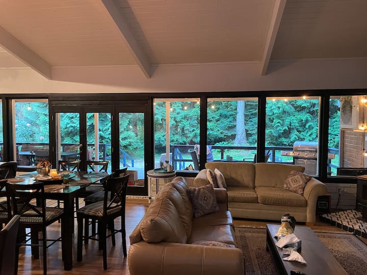 14+ Beds 8 Bedrooms “Adobe By The Sea” Arcade - Tsawwassen