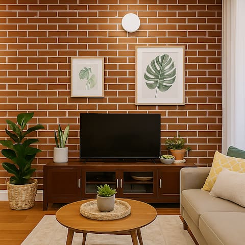 Brand new luxury 3 Beds +Parking 3.5kms from CBD