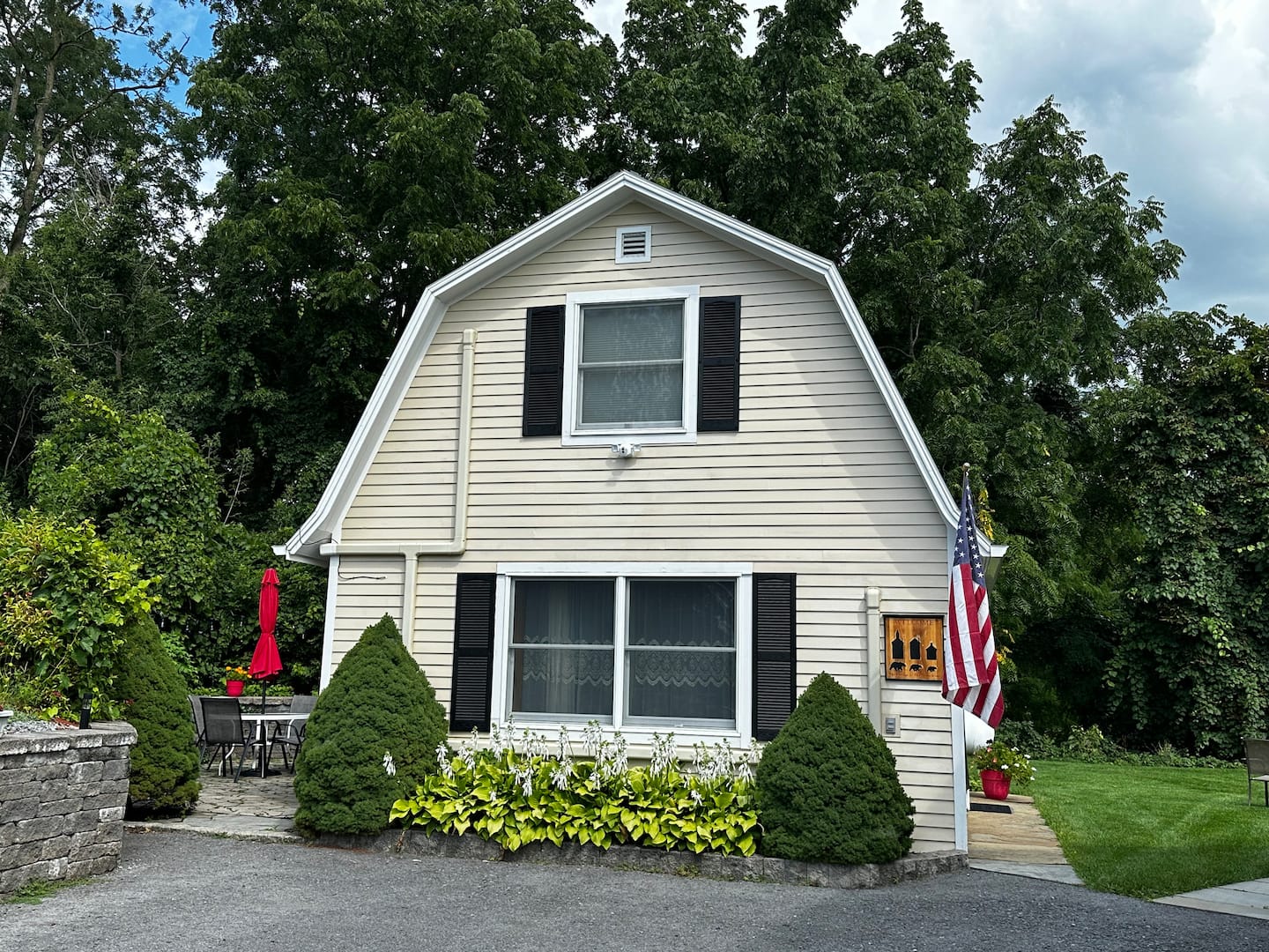 Cottage at the Three Bears