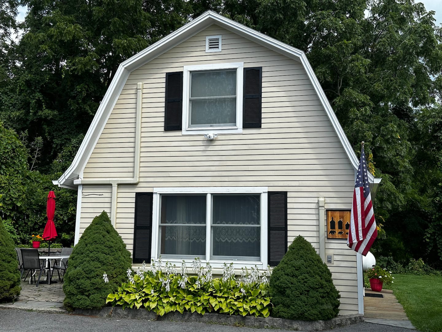 Cottage at the Three Bears