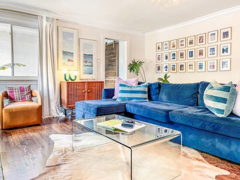 Modern Designer Retreat with Firepit Near Downtown