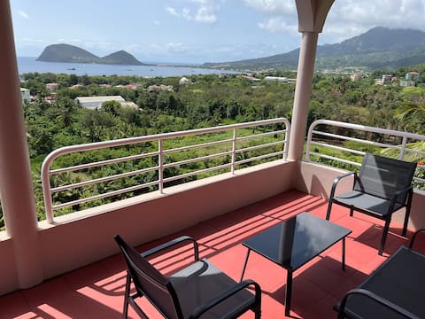Balisier Apt 5 -Spacious, King Beds, Awesome View!