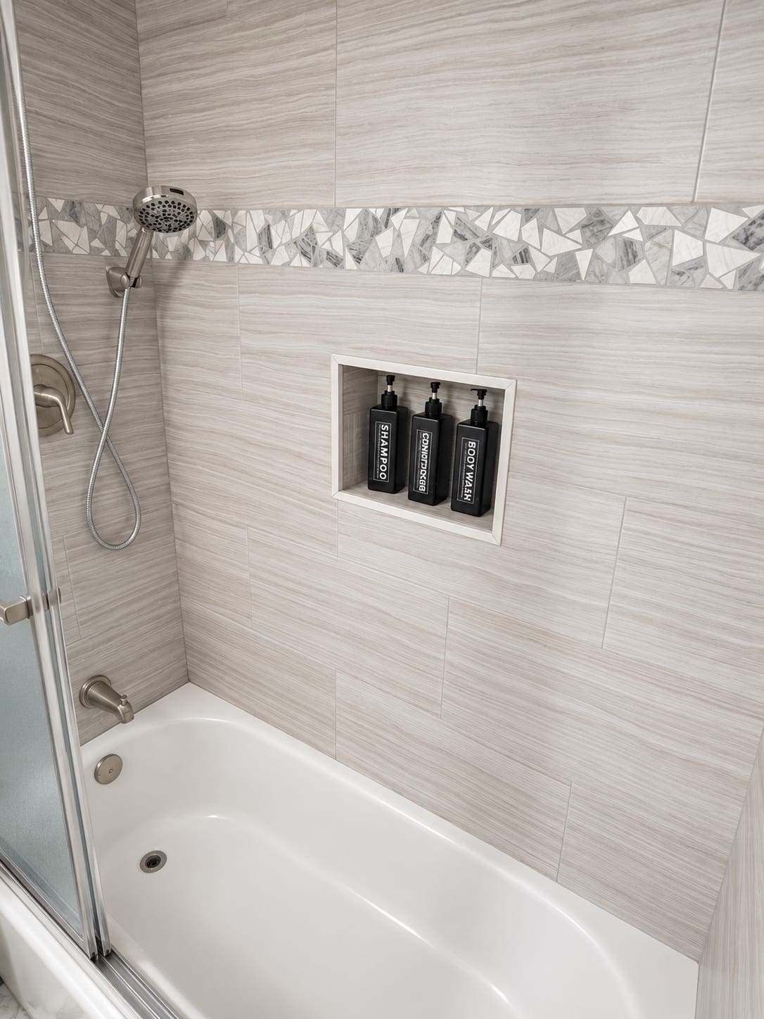 Studio 4 minutes from the airport