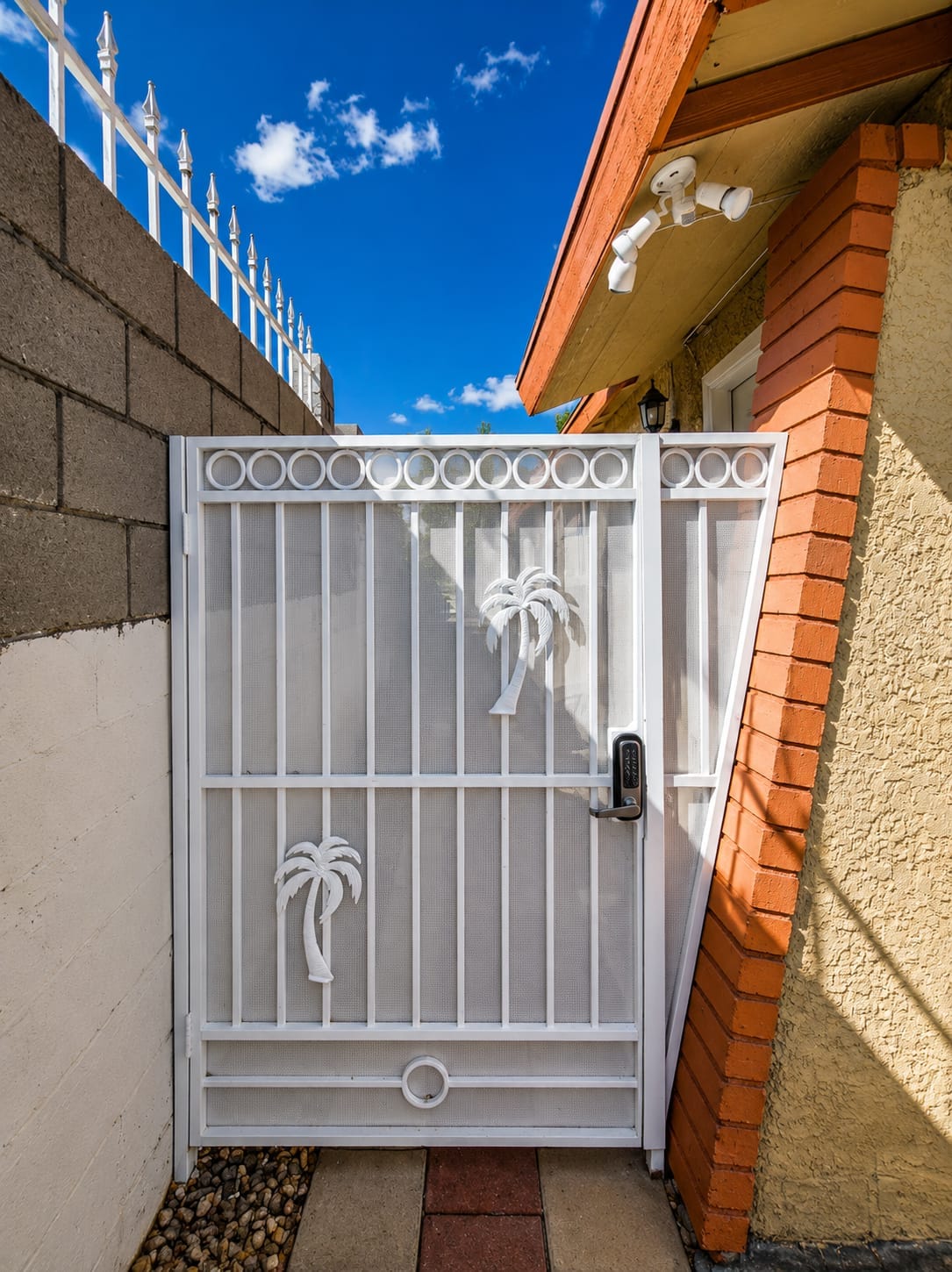 Studio 4 minutes from the airport