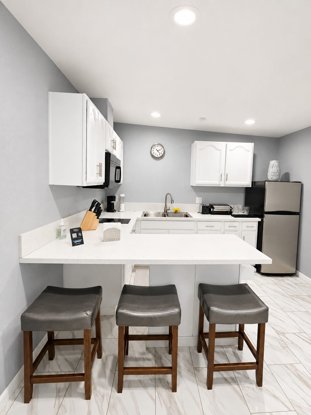 Studio 4 minutes from the airport