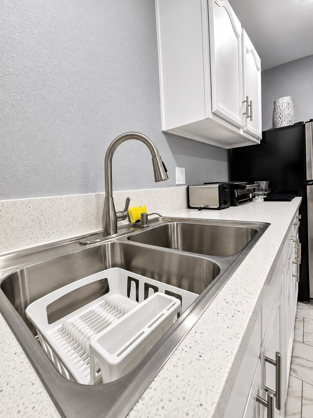 Studio 4 minutes from the airport
