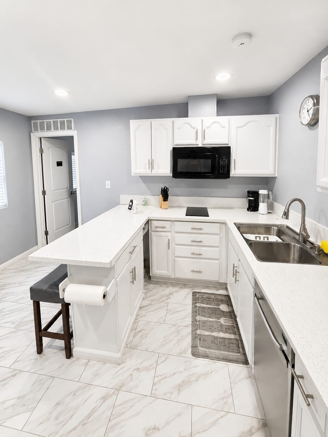 Studio 4 minutes from the airport