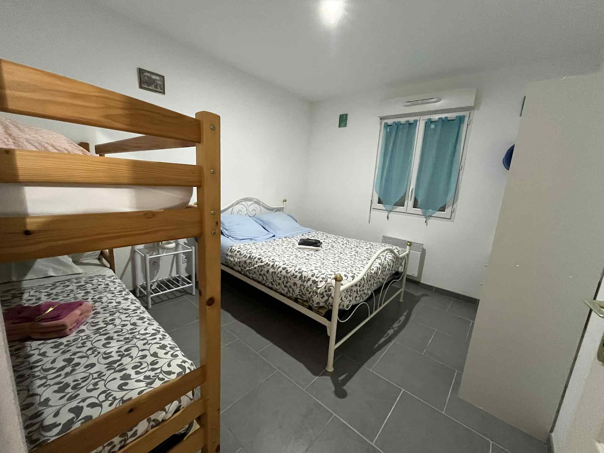 Bedroom #3
1 double bed 140x190 and 2 beds 90x190 (bunk bed)