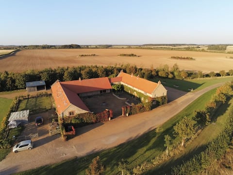 Heath Farm - Holiday Home, Ropsley