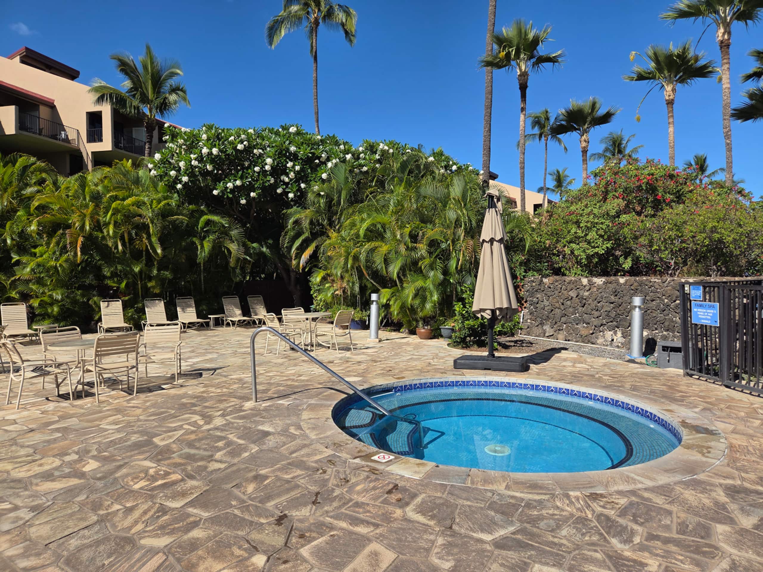 Condo in Kihei · ★5.0 · 1 bedroom · 2 beds · 2 private baths - Image 26