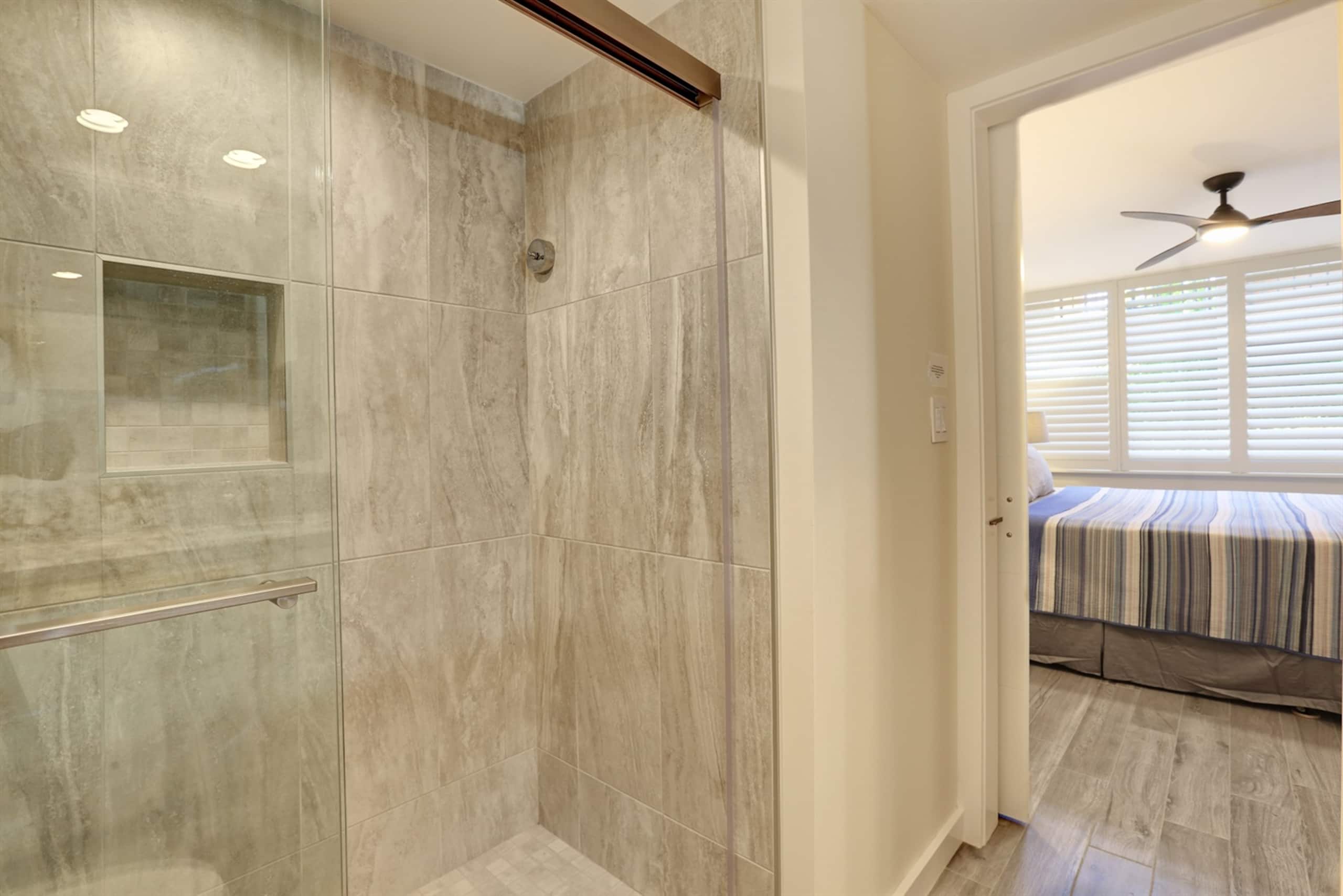 Condo in Kihei · ★5.0 · 1 bedroom · 2 beds · 2 private baths - Image 12