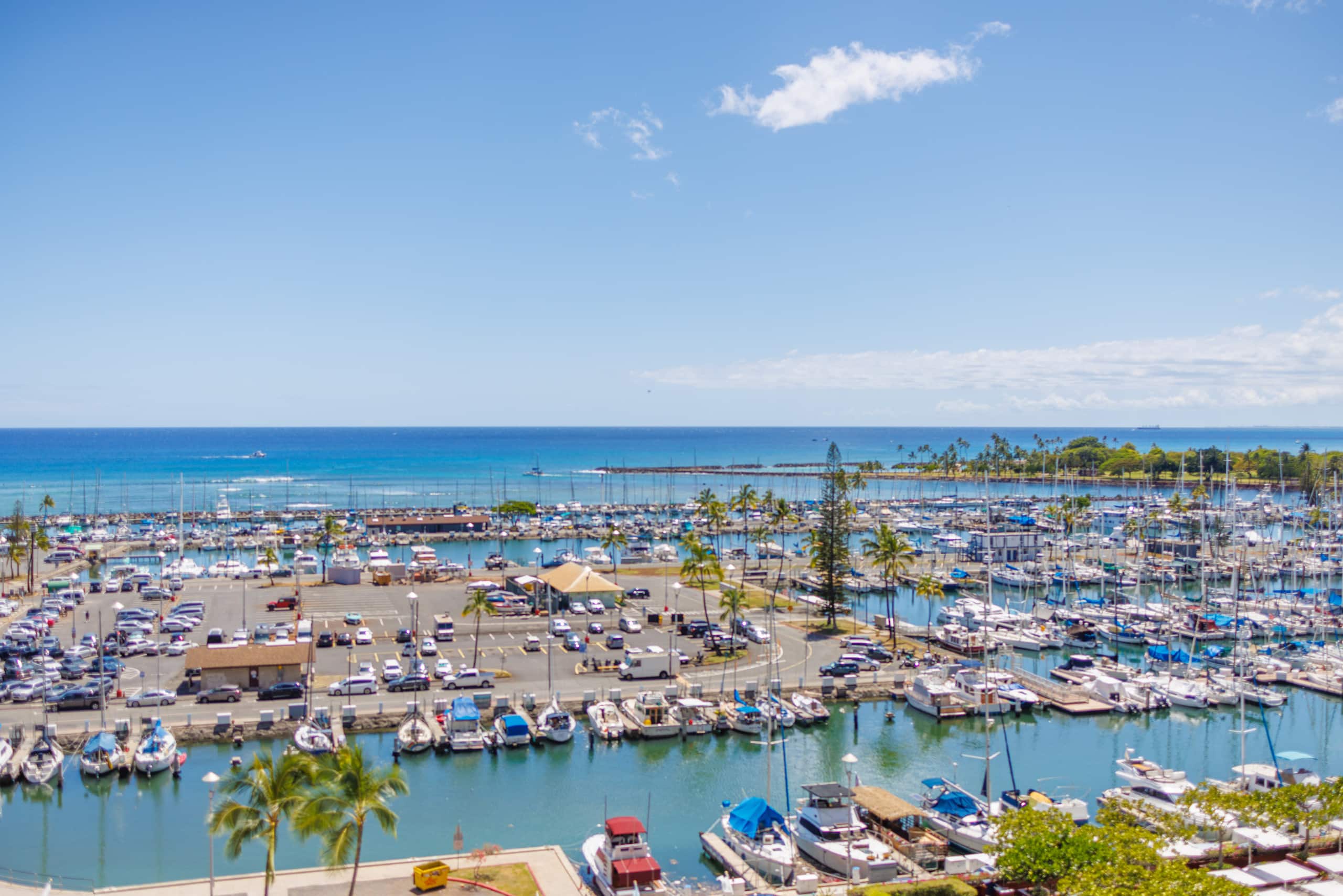 Condo in Honolulu · ★4.96 · 1 bedroom · 2 beds · 1 private bath - Image 26