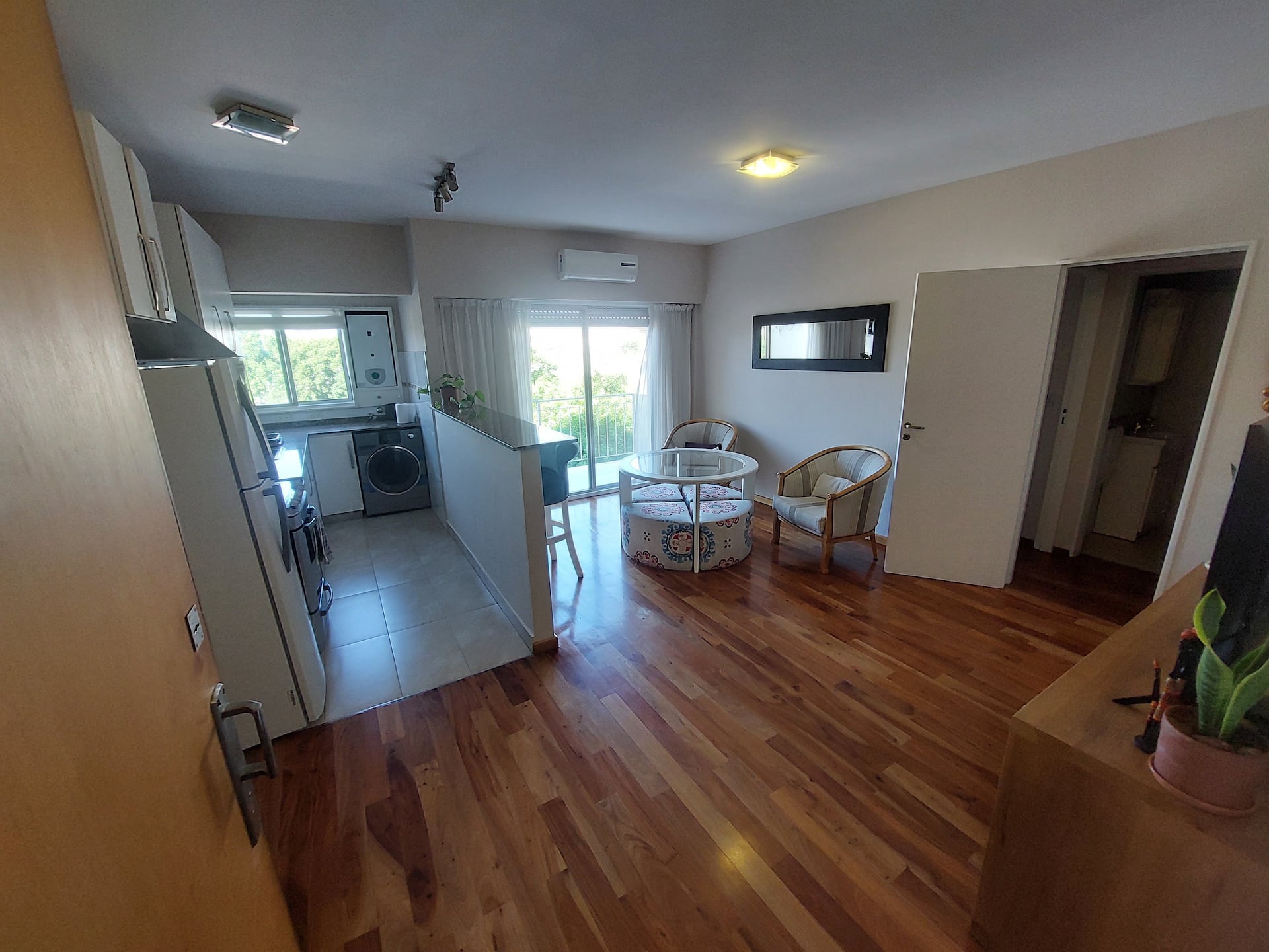 Bright apartment in Olivos
