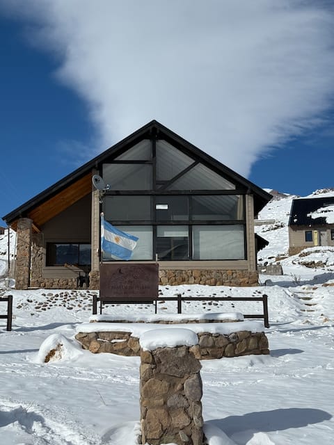 House 2 of Mountain Houses