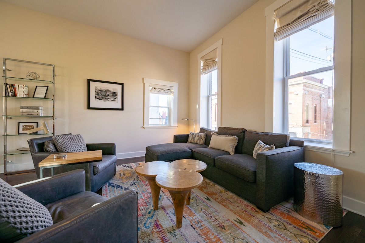 Courthouse Square Loft