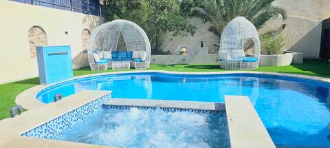 Royal Blue Luxury Villa private pool & playground