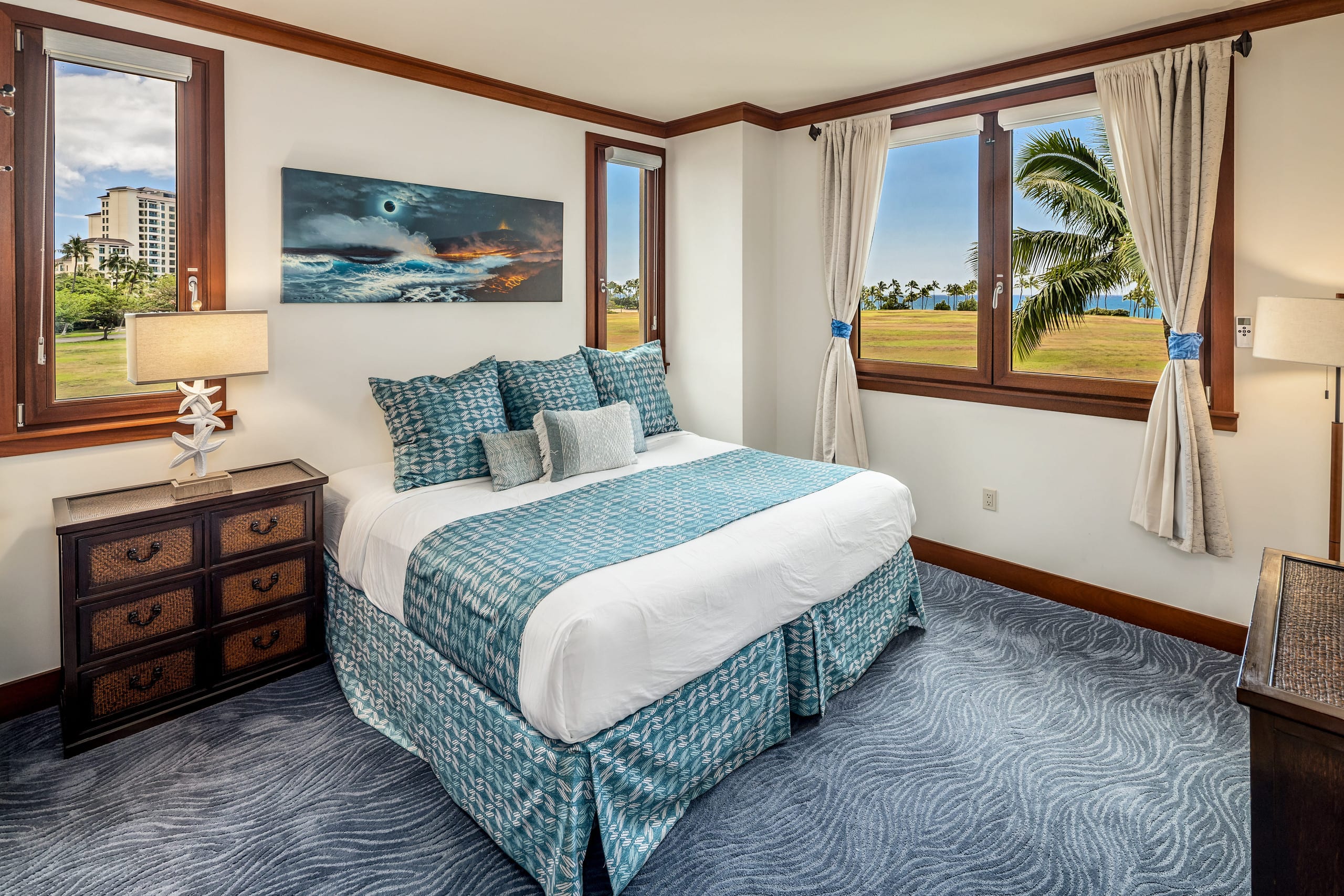 Condo in Kapolei · ★4.94 · 3 bedrooms · 3 beds · 3 private baths - Image 14
