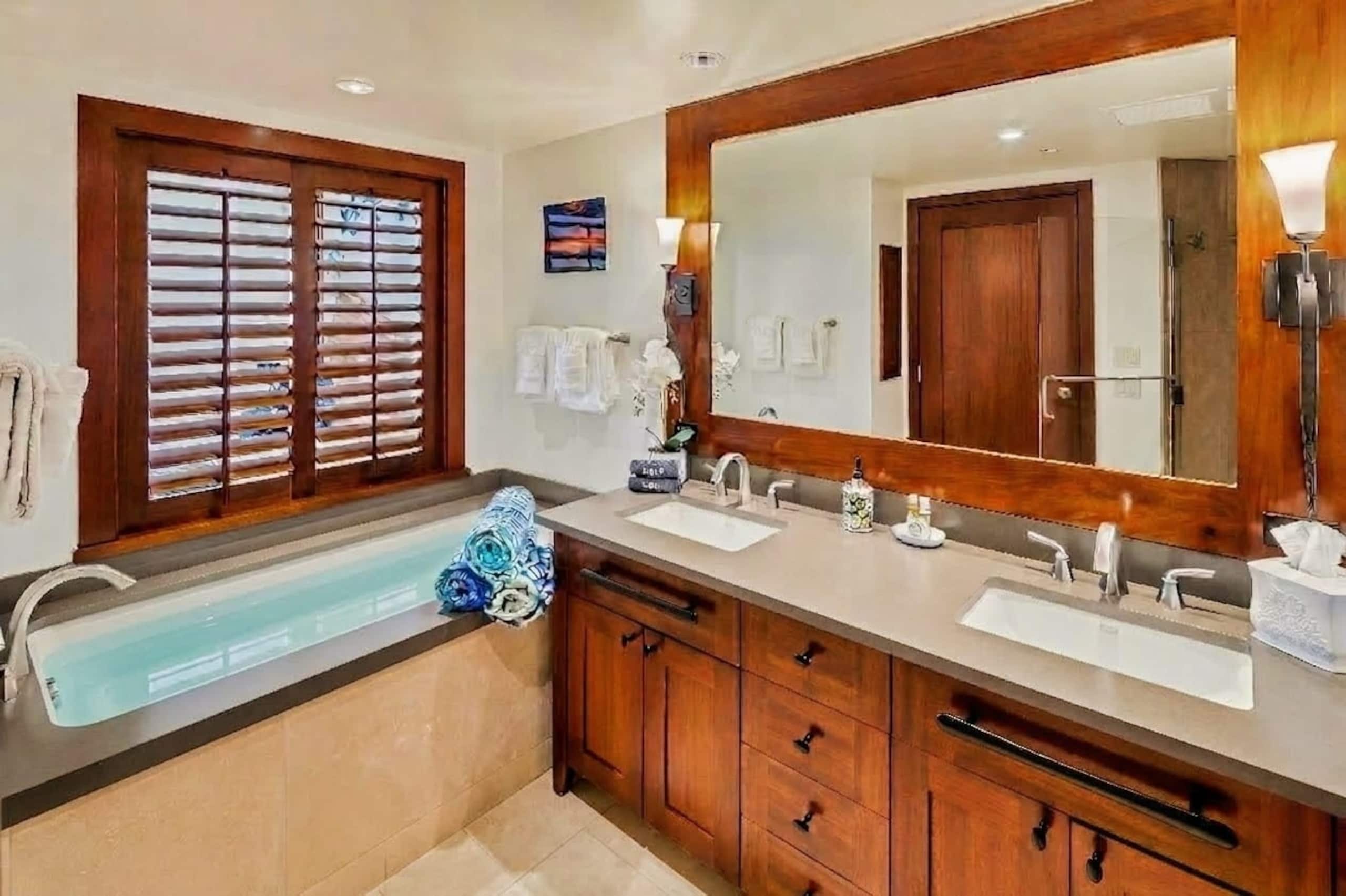 Condo in Kapolei · ★4.94 · 3 bedrooms · 3 beds · 3 private baths - Image 12
