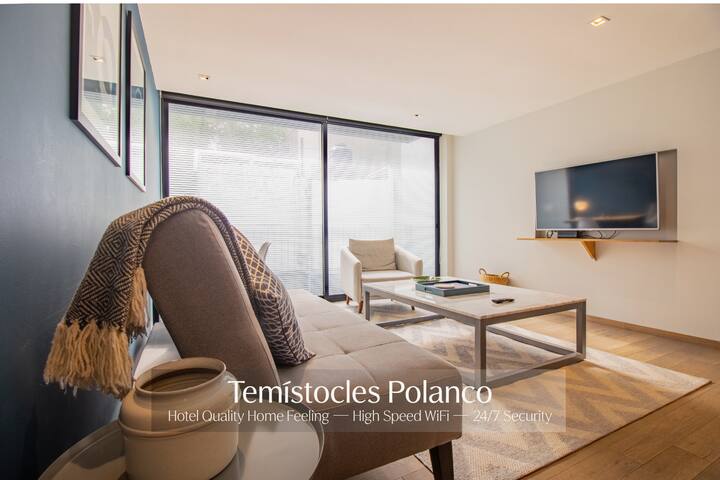 Capitalia | Metropolitan Charm