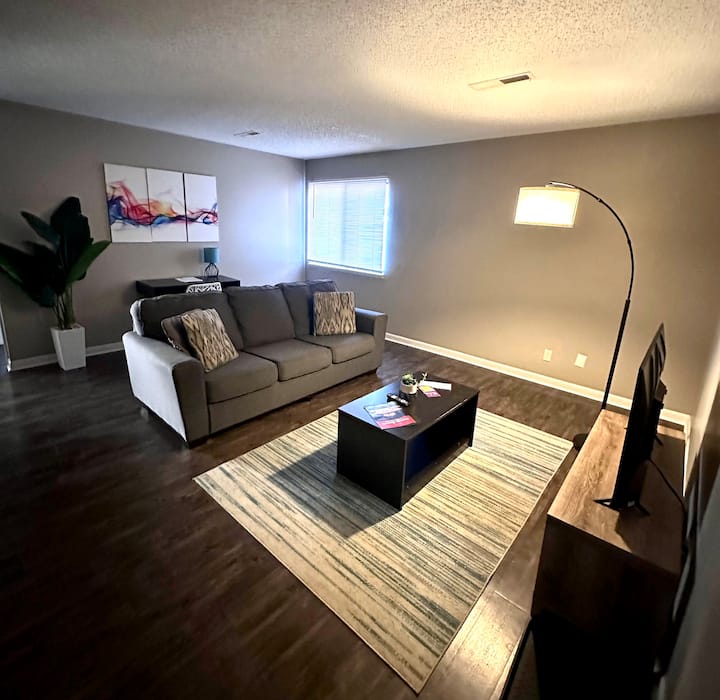 Cozy Apartments Decatur Il #7 - Mount Zion, IL