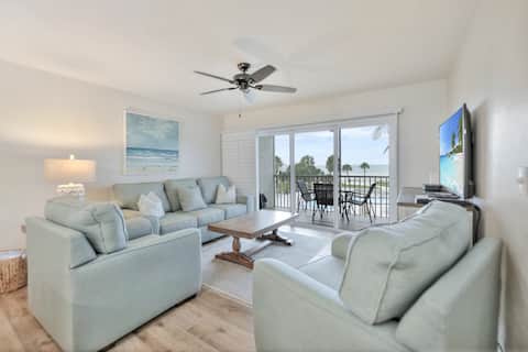 Popular Airbnb listing: Captiva Beach Villa On The Gulf Beach ! in Captiva