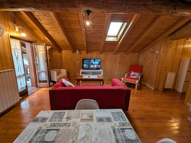Loft La Cà,2 bedroom apt relax,skiresort,trekking gallery image 3