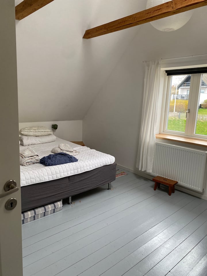 غرفة النوم 2