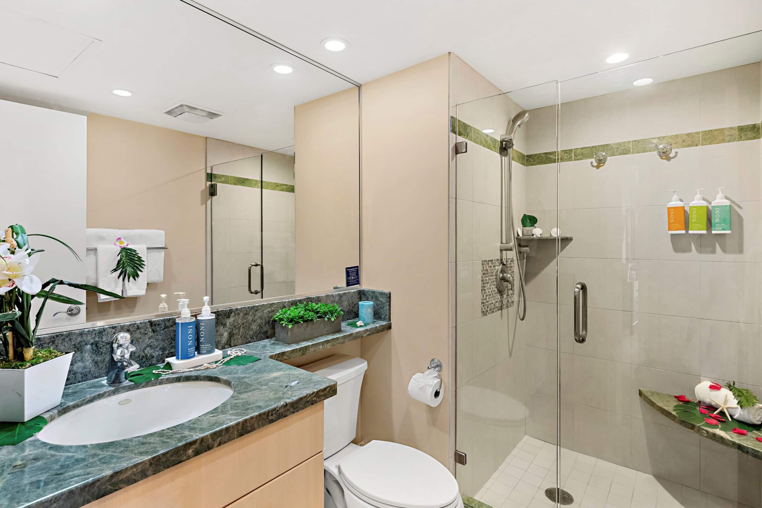 Condo in Lahaina · ★4.75 · 2 bedrooms · 4 beds · 2 baths - Image 12