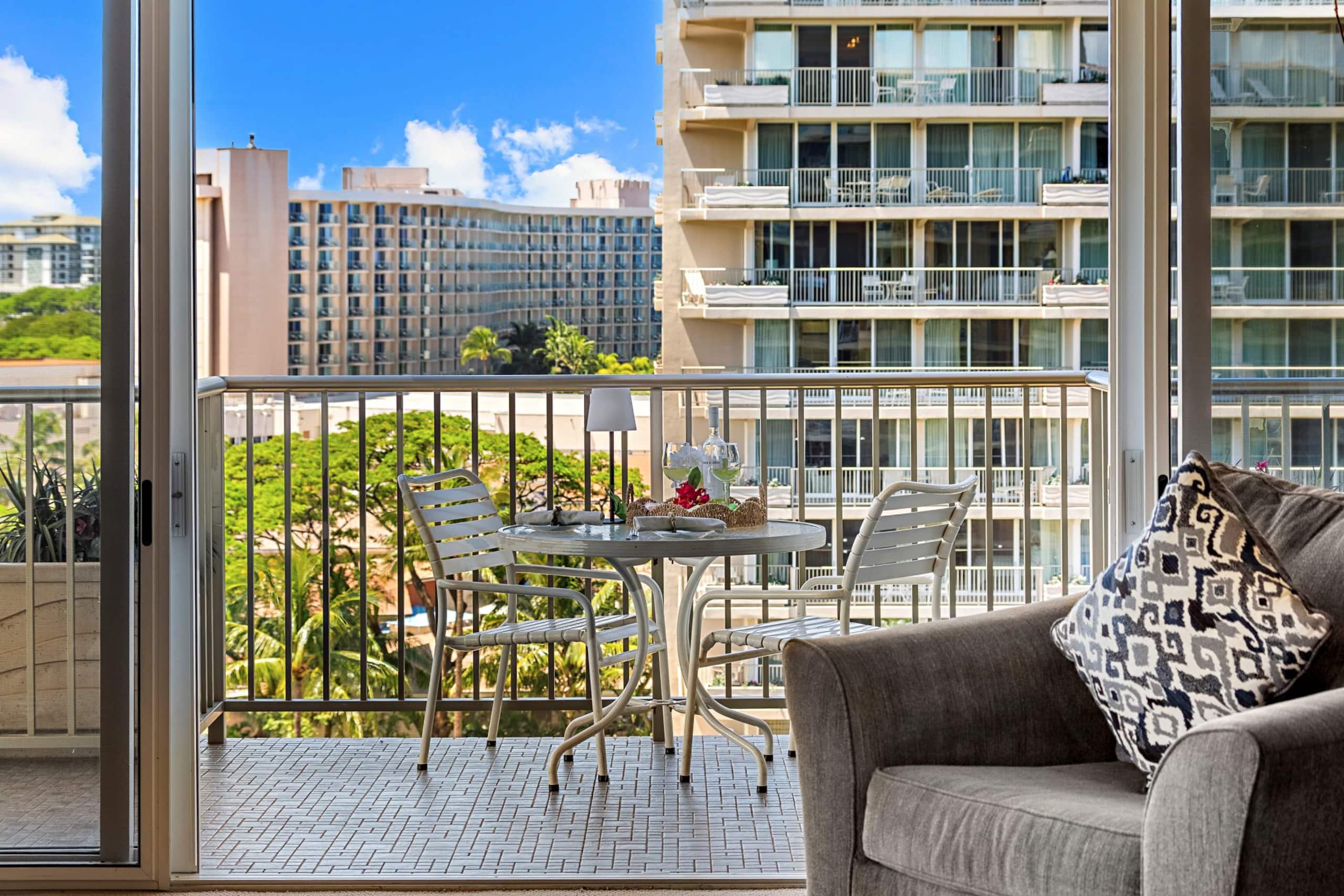 Condo in Lahaina · ★4.75 · 2 bedrooms · 4 beds · 2 baths - Image 26