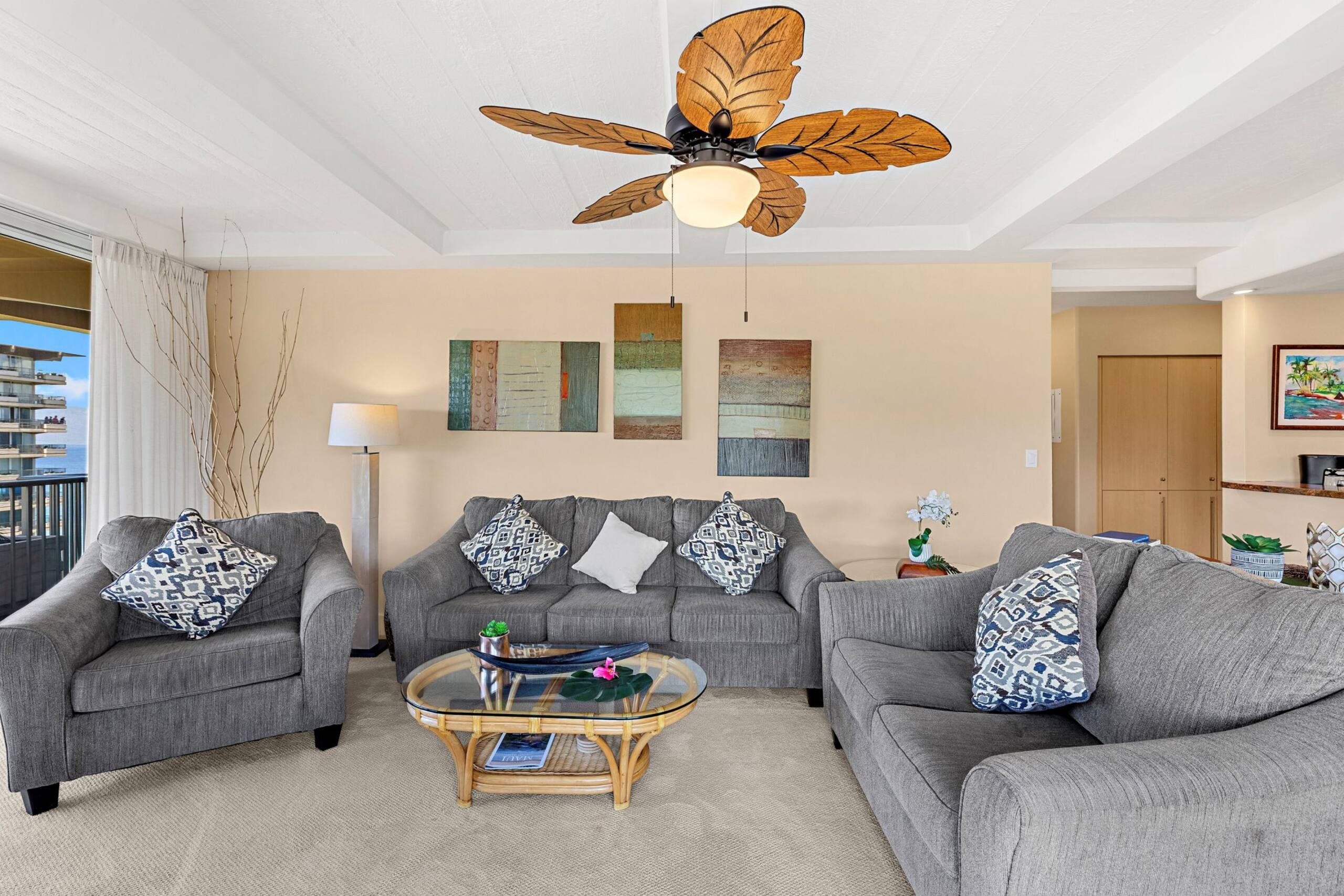 Condo in Lahaina · ★4.75 · 2 bedrooms · 4 beds · 2 baths - Image 27