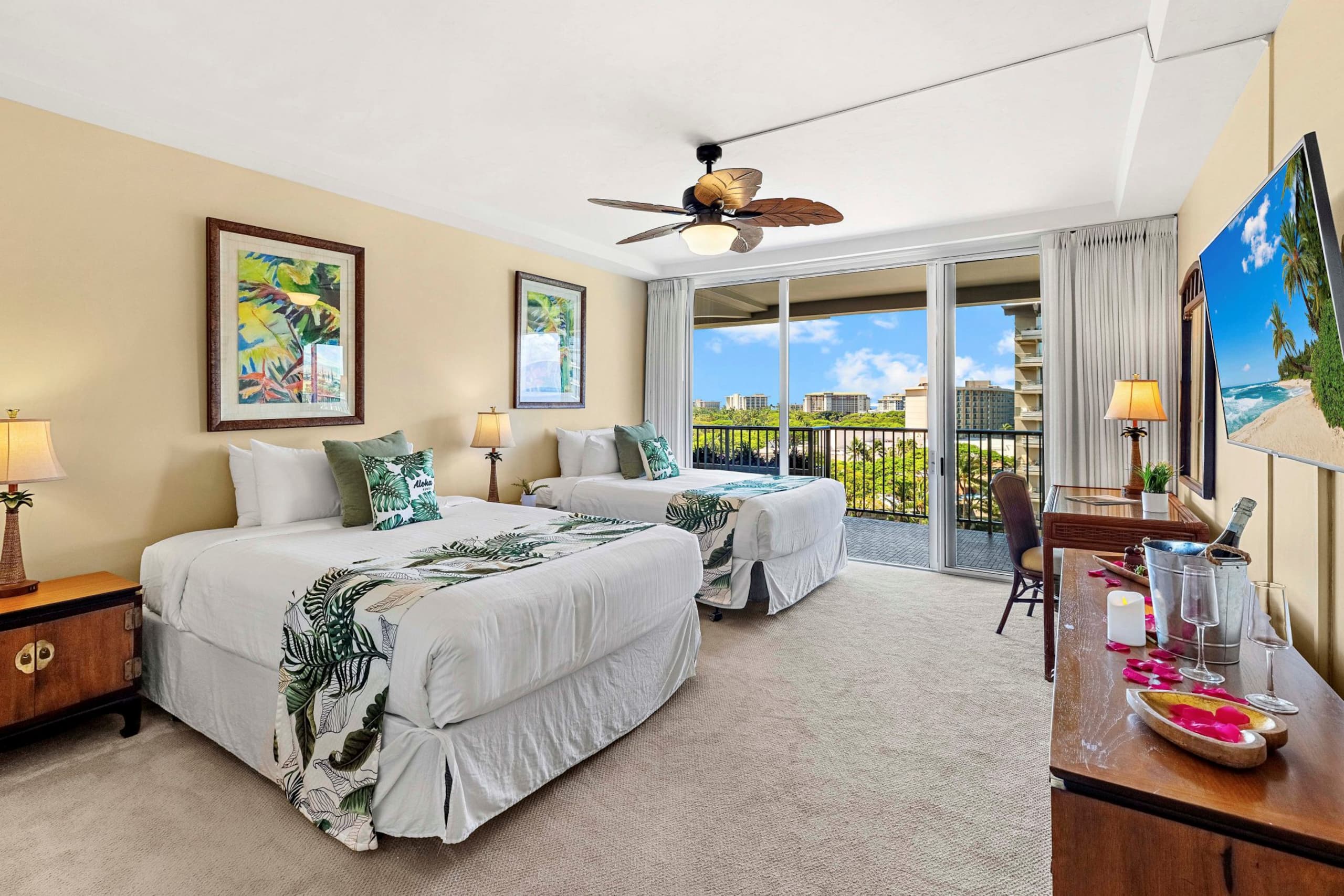 Condo in Lahaina · ★4.75 · 2 bedrooms · 4 beds · 2 baths - Image 11