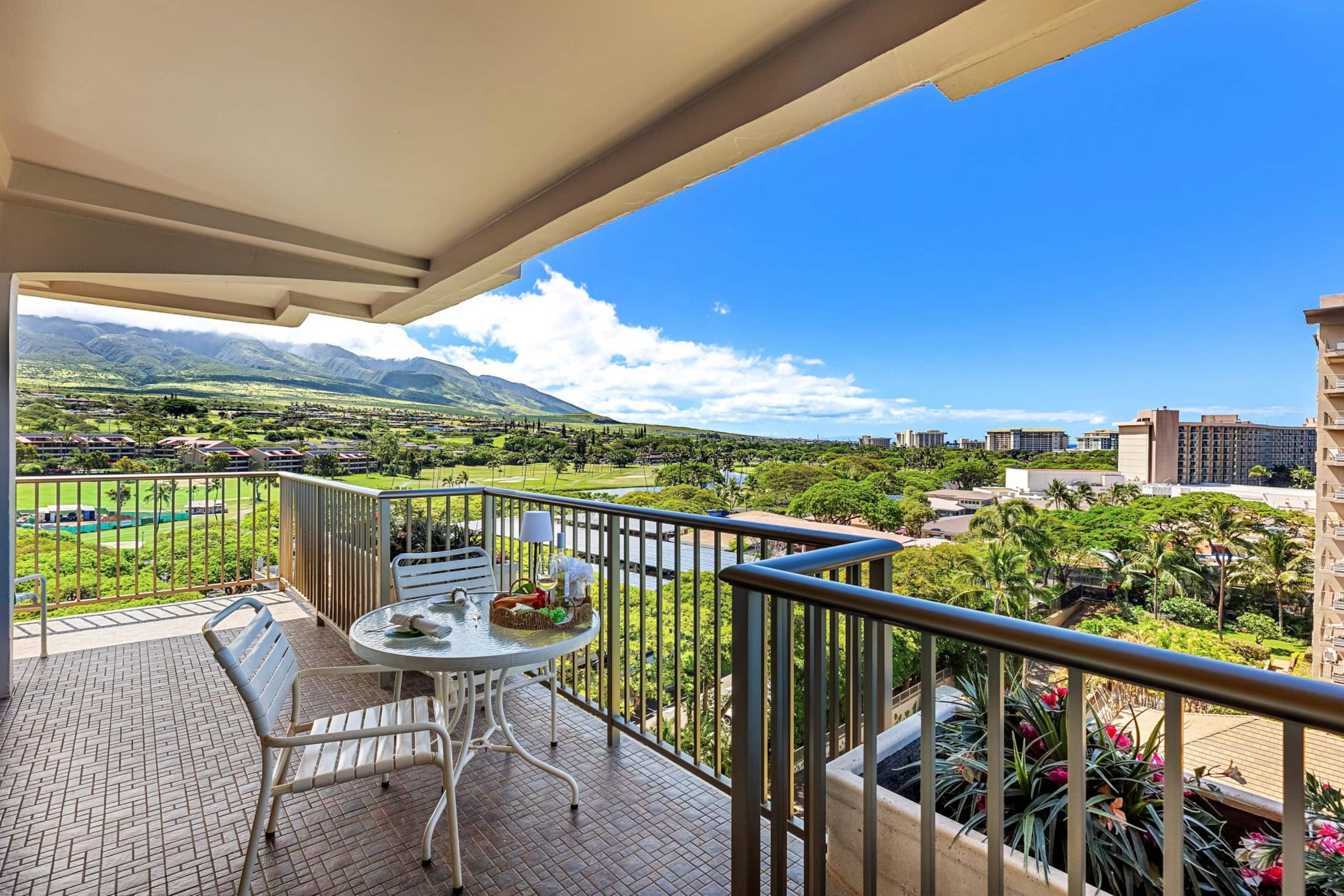 Condo in Lahaina · ★4.75 · 2 bedrooms · 4 beds · 2 baths - Image 3