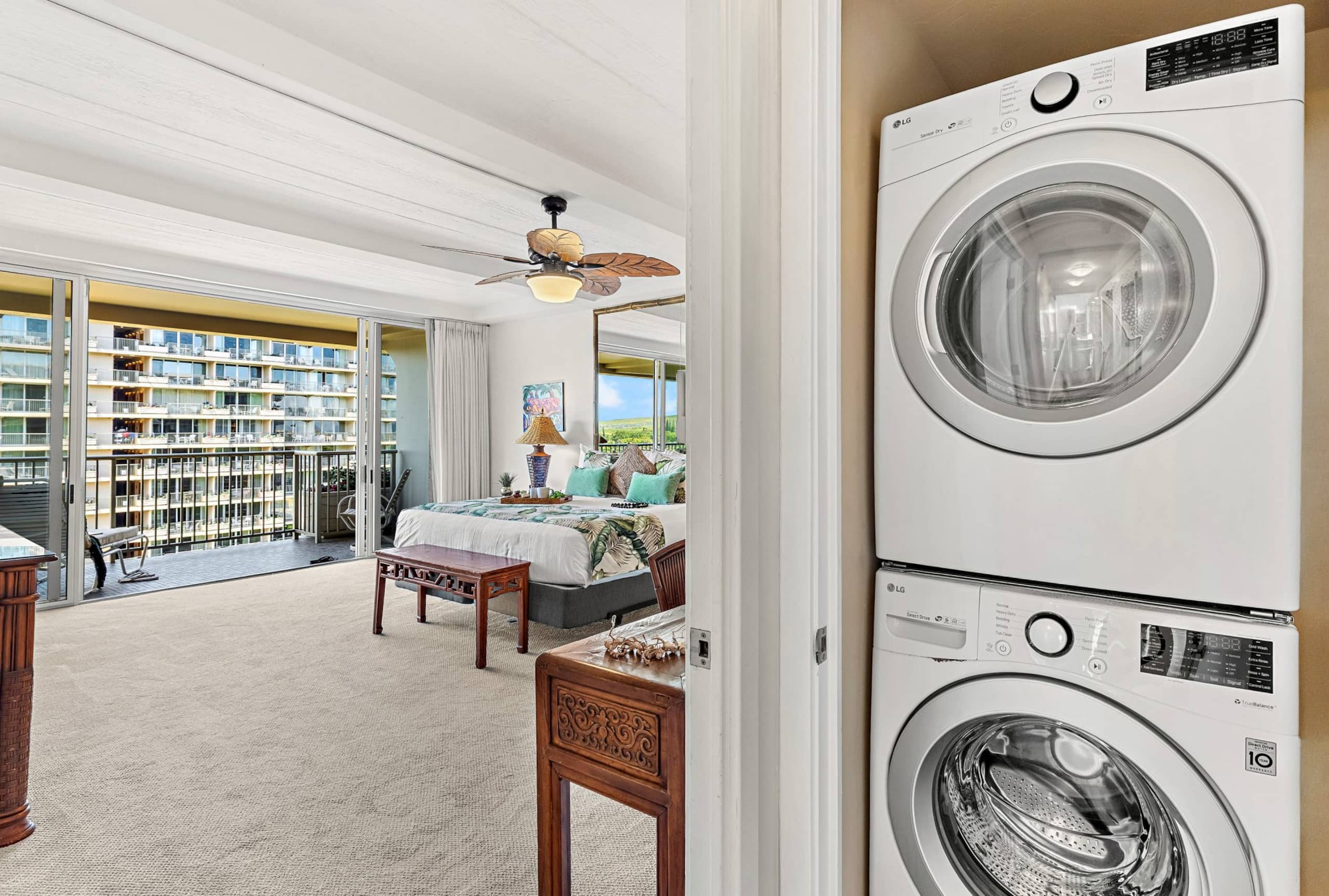 Condo in Lahaina · ★4.75 · 2 bedrooms · 4 beds · 2 baths - Image 33