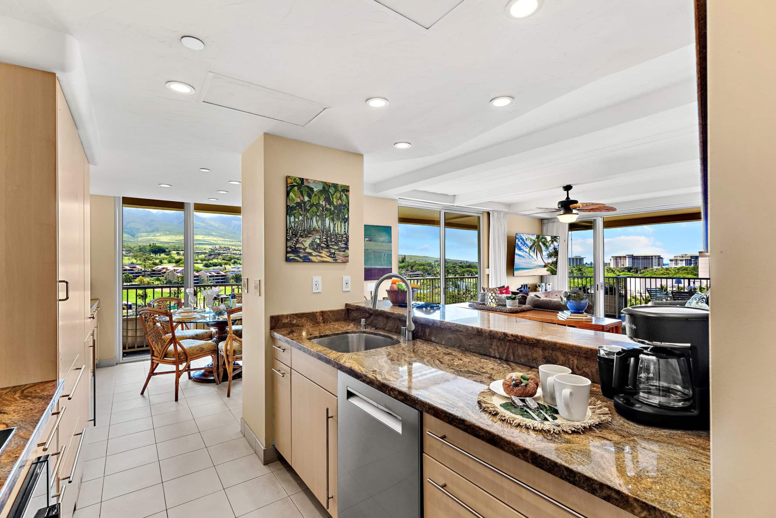 Condo in Lahaina · ★4.75 · 2 bedrooms · 4 beds · 2 baths - Image 15