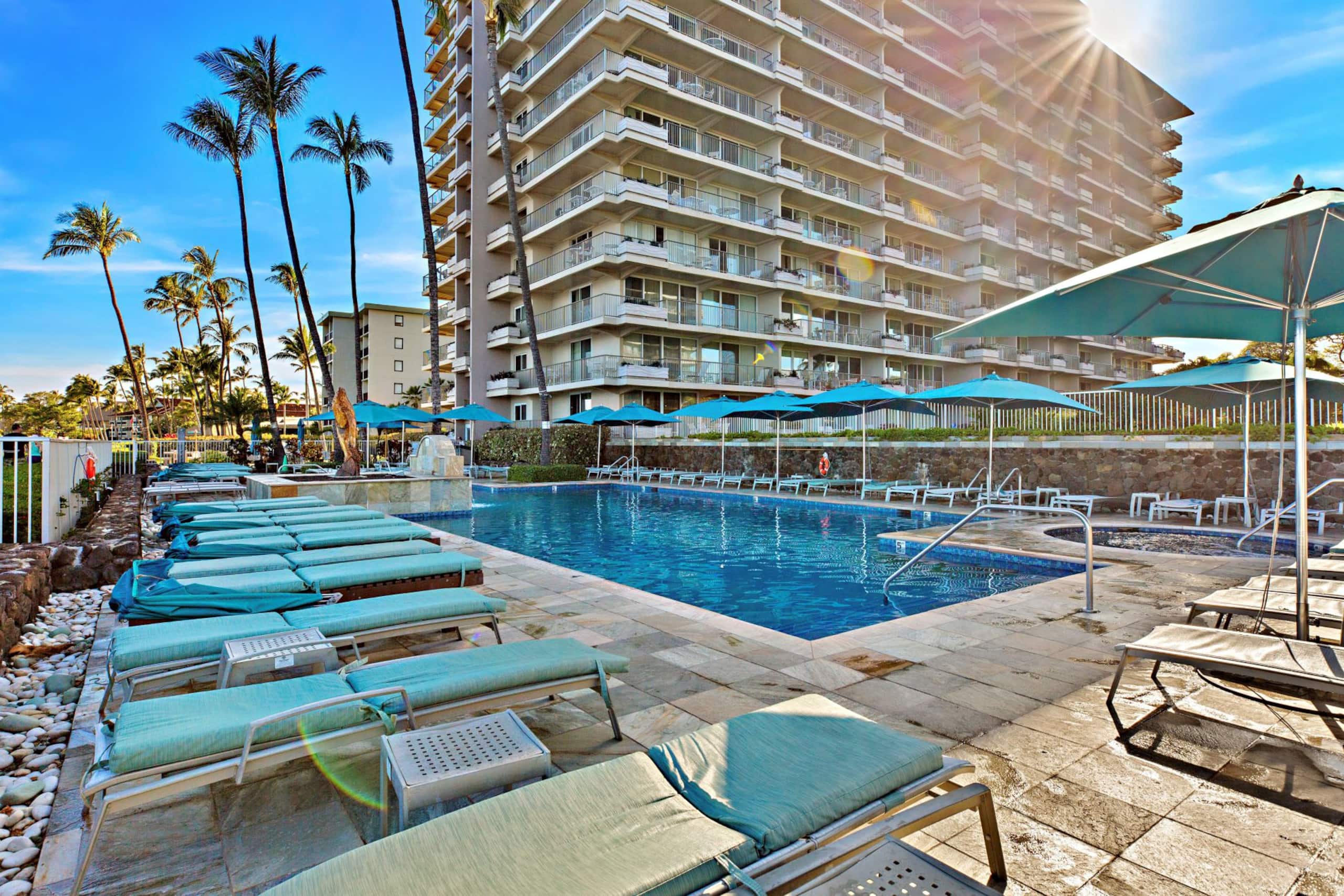 Condo in Lahaina · ★4.88 · Studio · 1 bath - Image 34