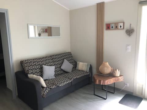 Top performing Airbnb: 2-room accommodation with sea view, terrace and pool in Porto Vecchio