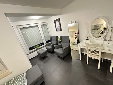 Leistungsstarkes Airbnb: House near Hanover trade fair in Wülfel