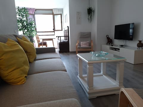 Anuncio de Airbnb popular: Dess Beach en Torremolinos