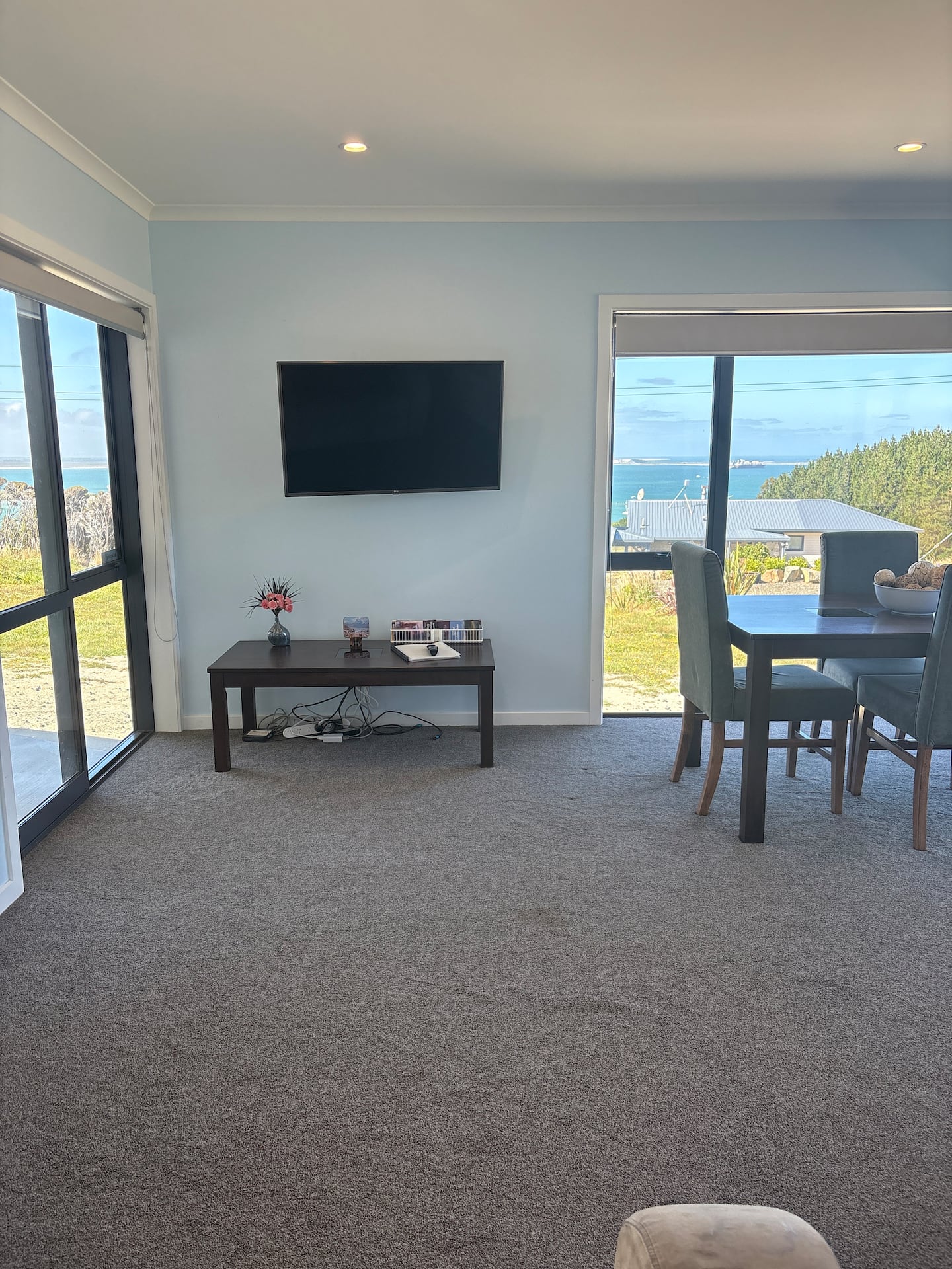 Bluff View -Self Contain Unit 1 3
