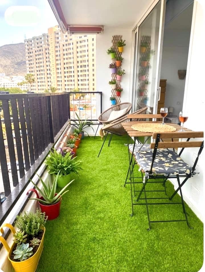 Newly Renovated, 100mts. To Beach+park+strongwifi - Los Cristianos