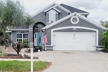 room 1 front bedroom rental in Kissimmee