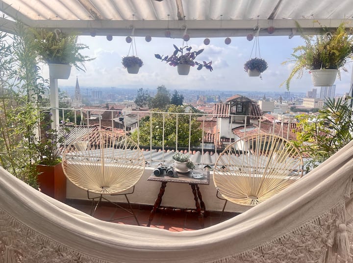 Casa En El Aire. La Candelaria - Bogotá