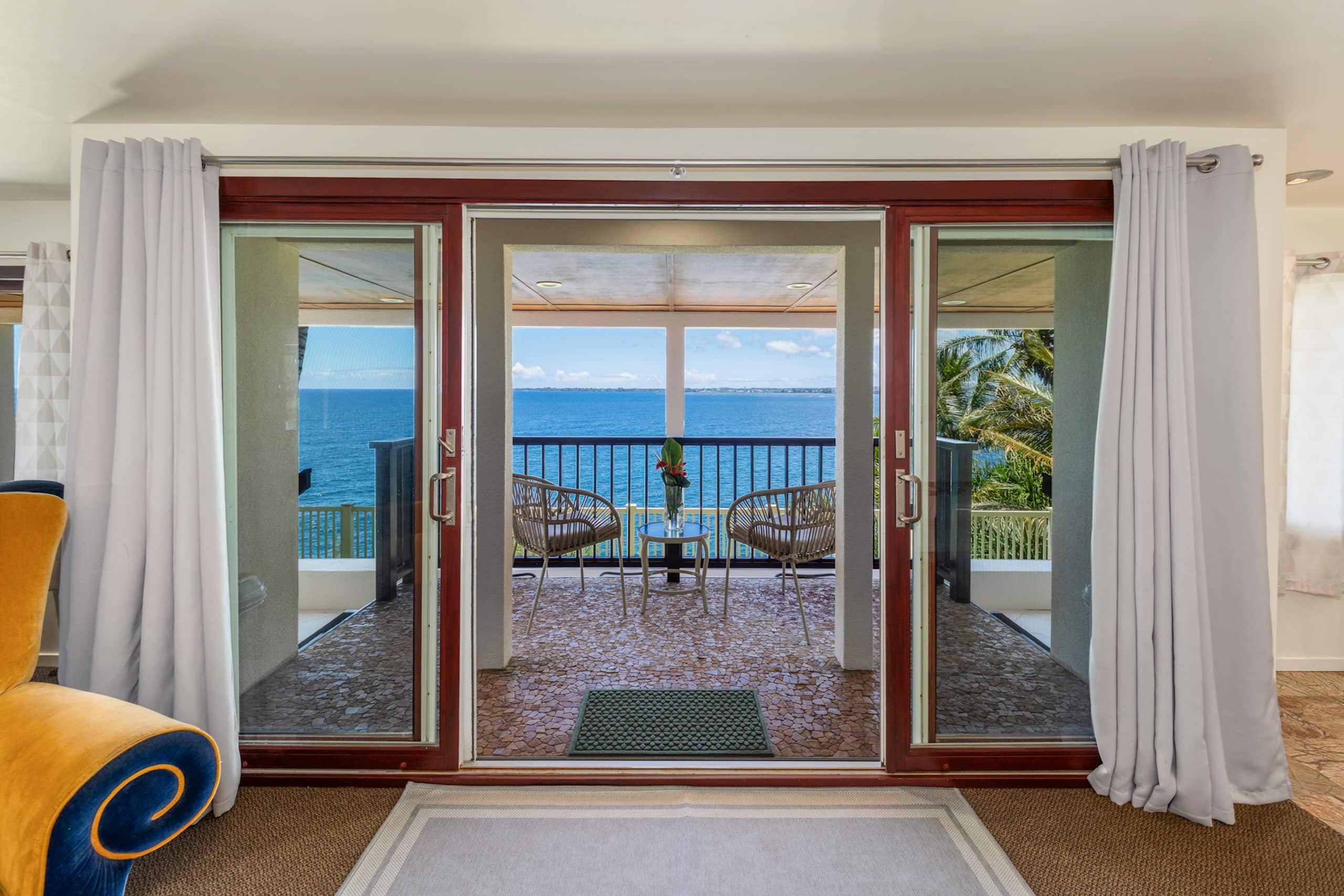 Home in Hilo · ★5.0 · 3 bedrooms · 4 beds · 2 baths - Image 7