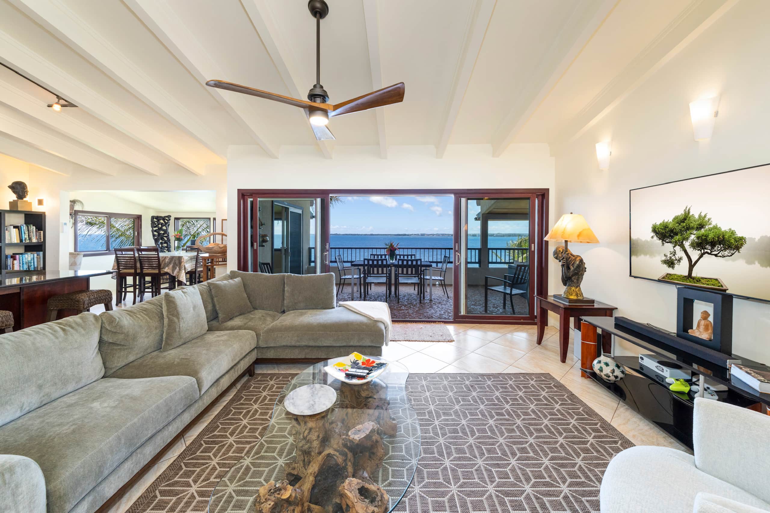 Home in Hilo · ★5.0 · 3 bedrooms · 4 beds · 2 baths - Image 1