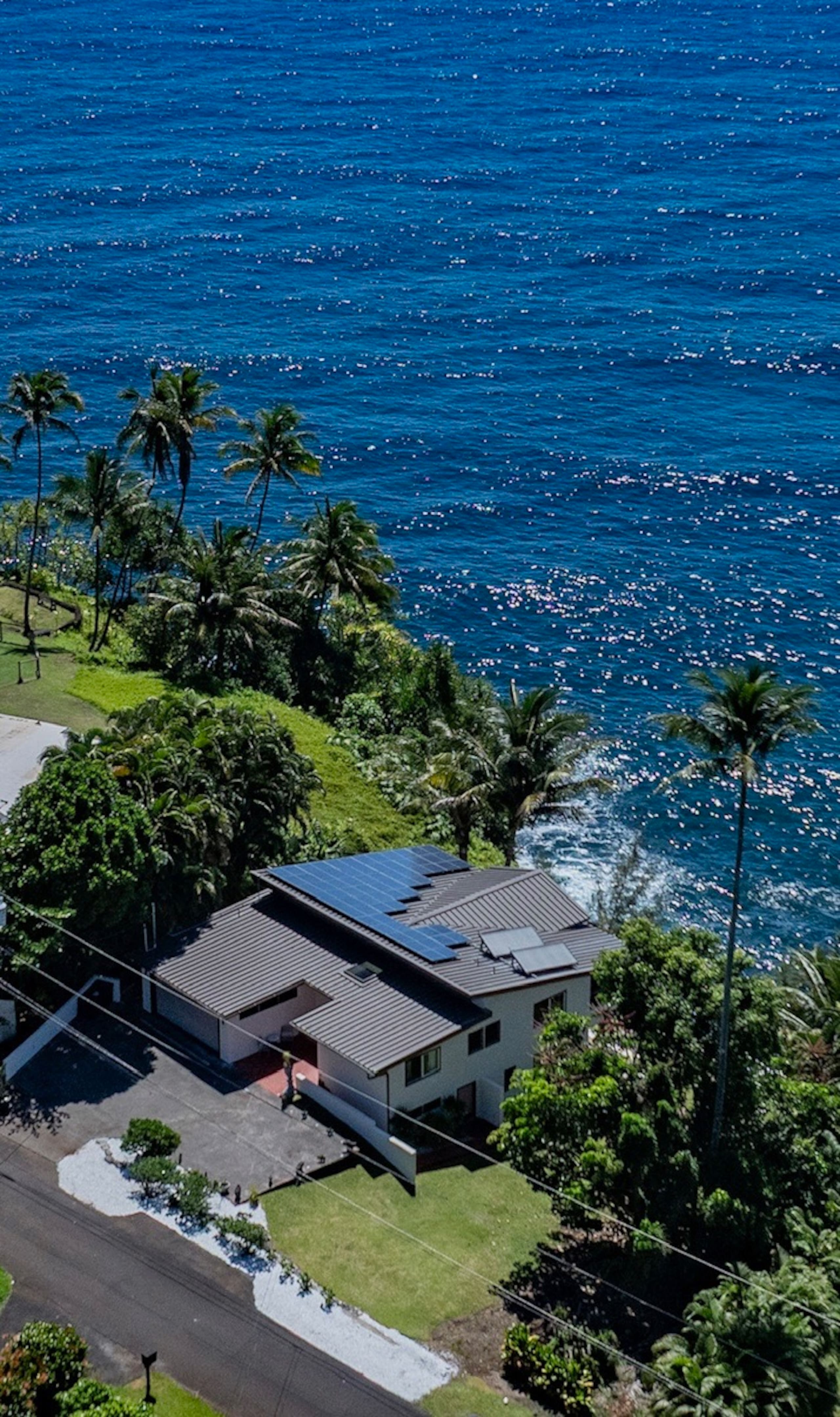 Home in Hilo · ★5.0 · 3 bedrooms · 4 beds · 2 baths - Image 30